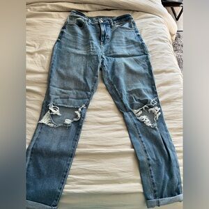 No Boundaries Ripped Jeans